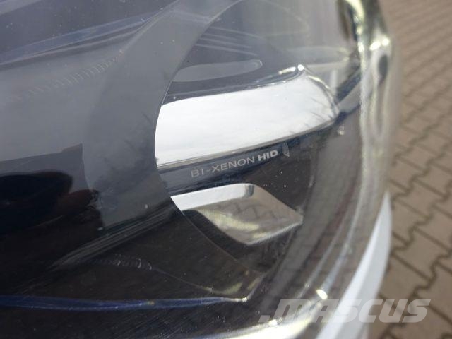 Ford Tourneo Custom 185PS Titanium L2 Bi-Xenon Varevogne
