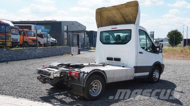 Ford Transit 350 TDCI City Clixtar Doppelbereifung وحدات الجر