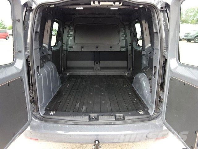 Ford Transit Connect L1 Limited AT Stndhzg AHK 2xSTür Furgonetas cerradas