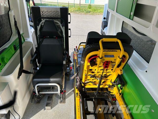 Ford Transit / Trage + Liege + Rampe Ambulante