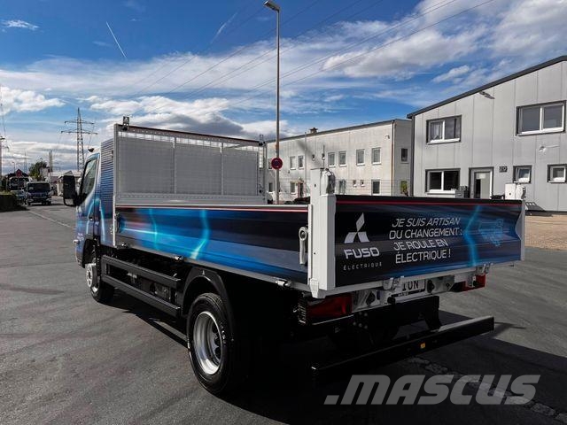 Fuso 4C15 e-Canter/AC/Electric/3Seats/Kipper/JPM/ شاحنات قلابة