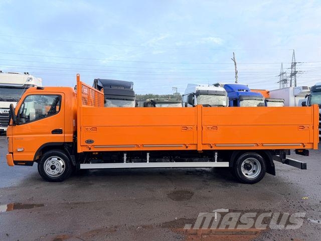 Fuso eCanter7C18e/200kmReichweite/L-Batterie/3Sitze Utilitaire benne