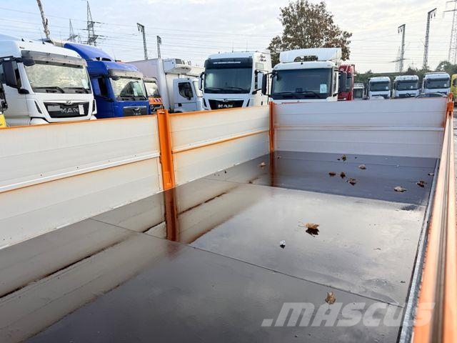 Fuso eCanter7C18e/200kmReichweite/L-Batterie/3Sitze Utilitaire benne