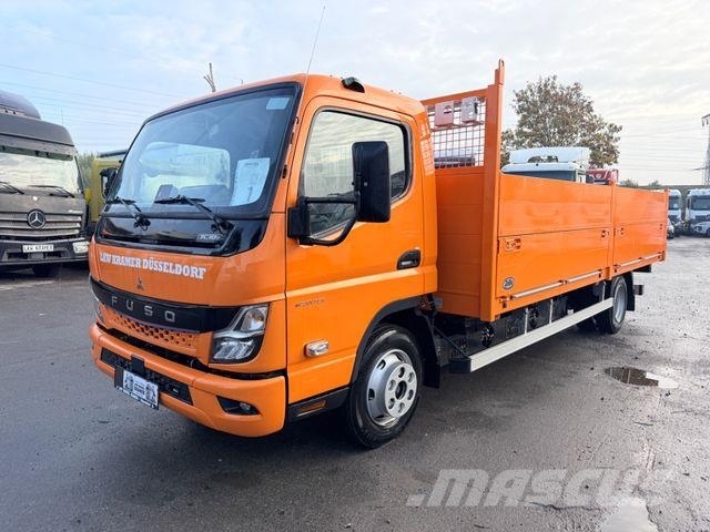 Fuso eCanter7C18e/200kmReichweite/L-Batterie/3Sitze Utilitaire benne