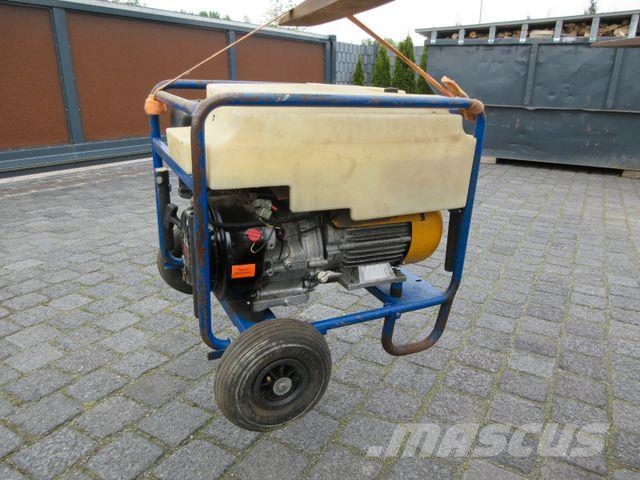 GEKO 6501 ED-AA Notstromaggregat: 220/ 400V Diesel Generators