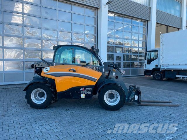 GiANT GT5048 HD / nur 384h / 4in1 Schaufel Gabel Gumikerekes homlokrakodók