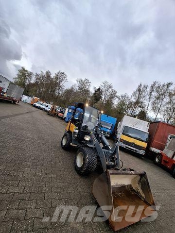 GiANT V 452 XTRA org1154Std GEW.2400 kg Bj2016 T Backhoe loaders