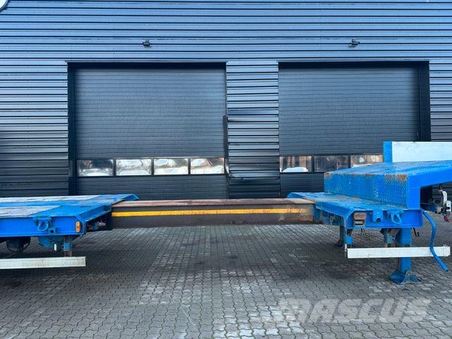 Goldhofer 4 achs tieflader / rampen / 4 x zwangsgelenkt 低平板半挂车