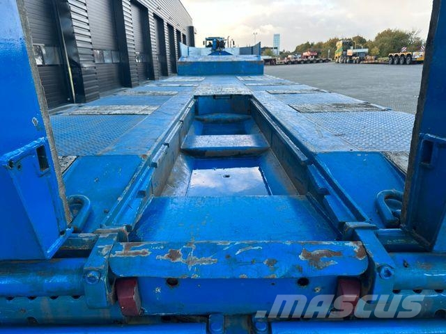 Goldhofer 4 achs tieflader / rampen / 4 x zwangsgelenkt 低平板半挂车