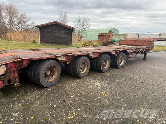 Goldhofer STZ-L4-44/80A Low loader-semi-trailers