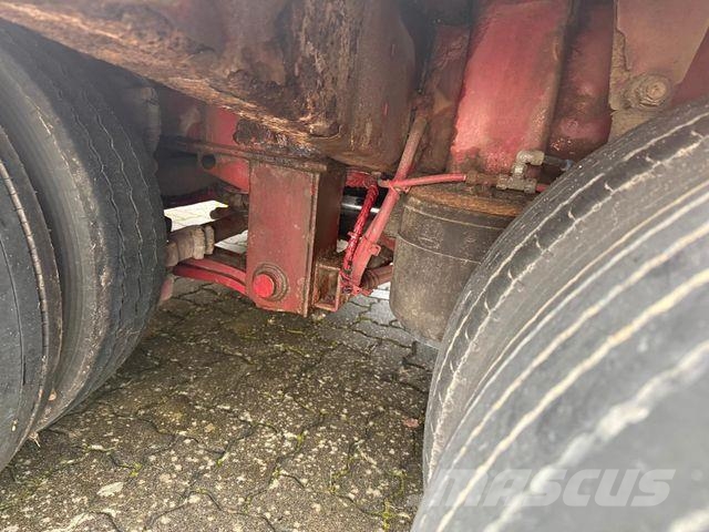 Goldhofer STZ-L4-44/80A Low loader-semi-trailers