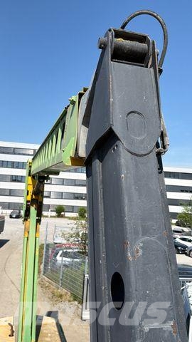 Grove A62J ARBEITSBÜHNE Knikarmhoogwerkers