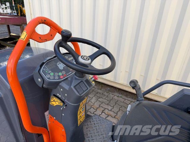 Hamm HD8VV / 2022 BJ / 431 Stunden Další válce