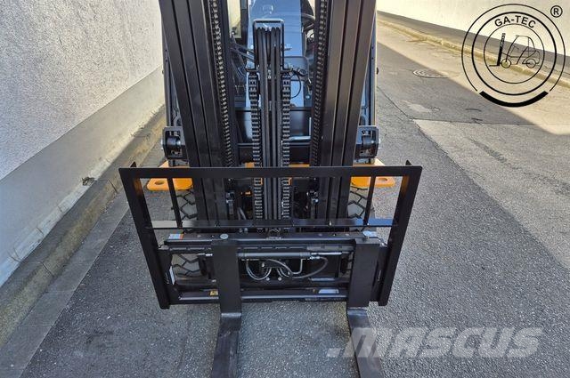 Hangcha CPD18-XEY2-SI Electric forklifts