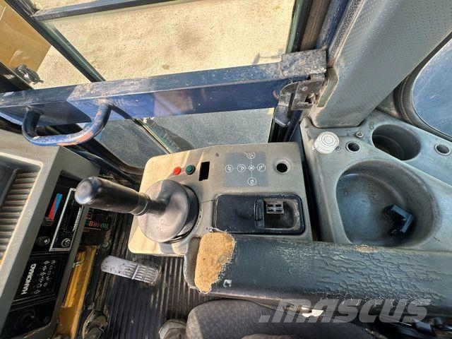 Hanomag 70E 輪胎式裝載機