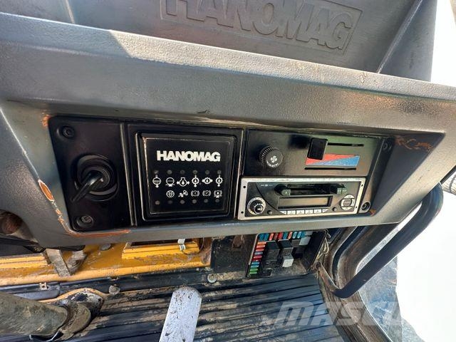 Hanomag 70E 輪胎式裝載機