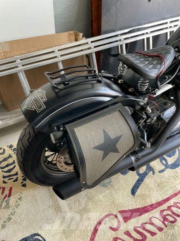 Harley-Davidson Road King FLHR Personbiler