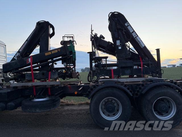 Hiab 102 + 105 Grúas torre