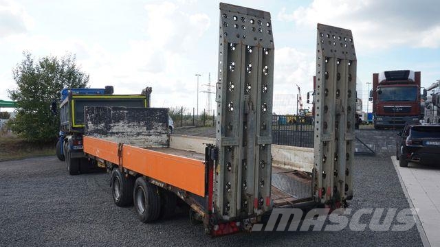 Hiebenthal TTH 18 Tieflader Rampen SAF-Achsen Tand Нискотоварачи