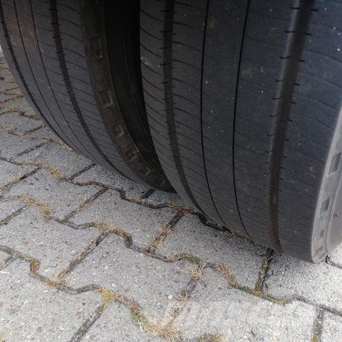 Hüffermann HMA 2424 مقطورات هيكلية