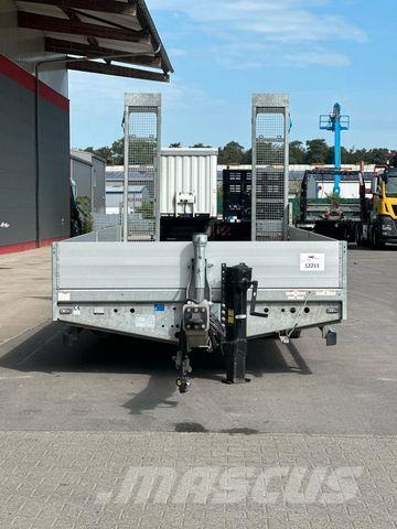 Humbaur HBTZ Tandem-Hochlader mit Laderampen Remolques para transporte de vehículos