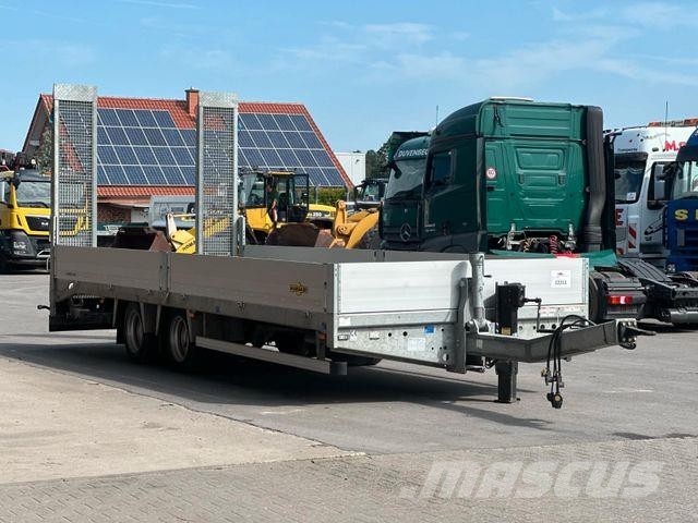 Humbaur HBTZ Tandem-Hochlader mit Laderampen Remolques para transporte de vehículos