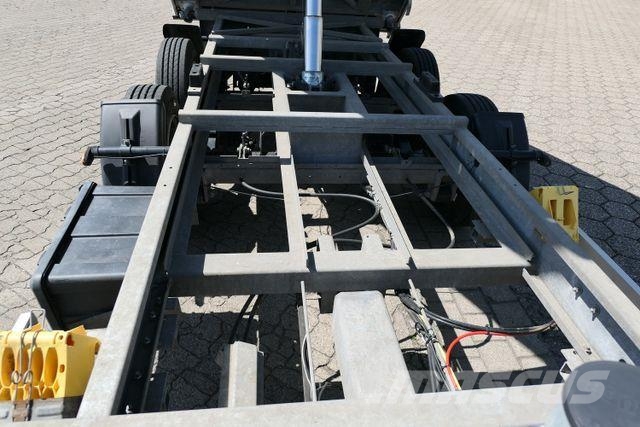 Humbaur HTK 754020, Verzinkt, Tandem, 4.200mm lang, LED Kiperi prikolice