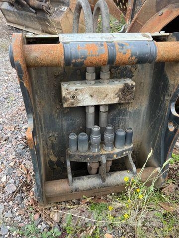  Hydraulischer Abbruchhammer inkl. OilQuick-Schne Andere Zubehörteile