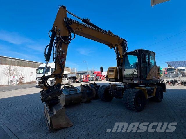 Hydrema MX14G / OilQuick OQ65 / 4x Löffel / 2.343h /2022 Excavadoras de ruedas