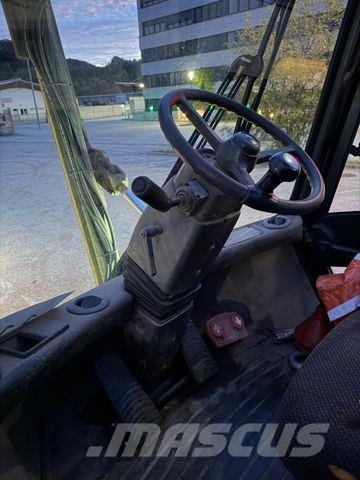 Hyster 9.00 Apvidus autokrāvējs