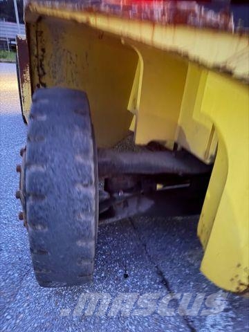 Hyster 9.00 Apvidus autokrāvējs