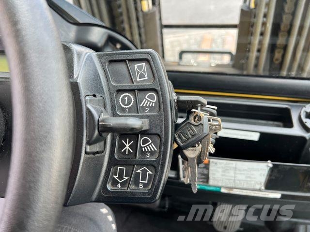 Hyster H8.0 FT9 / nur 1.426h! / Triplex: 5,52m / ZVG 柴油叉车