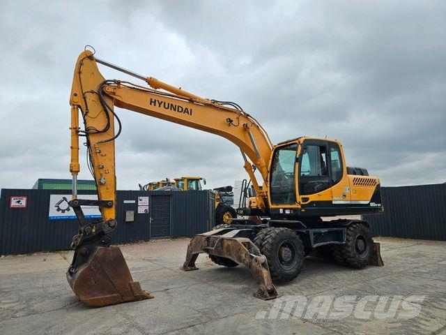 Hyundai ROBEX 180 W-9A *2015*9.055h*M-Boom*Schild-Pratze Excavadoras de ruedas
