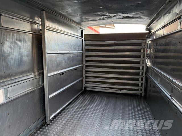 Ifor Williams SB 2 TA35 PKW Tandem Viehanhänger Přívěsy pro přepravu zvířat