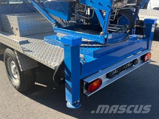 Isuzu D-MAX 4x4 Allrad Möbellift Short25m 400Kg KLAAS Kranwagen