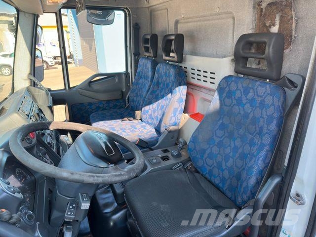 Iveco 180E25 EUROCARGO*Insulated KOFFER*LIFT TAIL Umpikorikuorma-autot