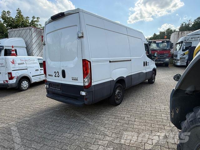 Iveco 35S14 Automatik , Euro 6 org 298TKM Pakettiautot