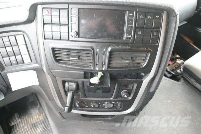Iveco 460 Stralis 4x2, Kran HMF 1320K3, Hydr., Klima Ťahače