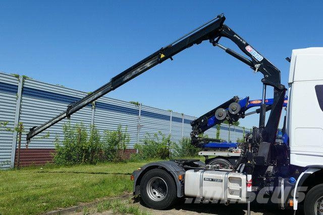 Iveco 460 Stralis 4x2, Kran HMF 1320K3, Hydr., Klima Ťahače