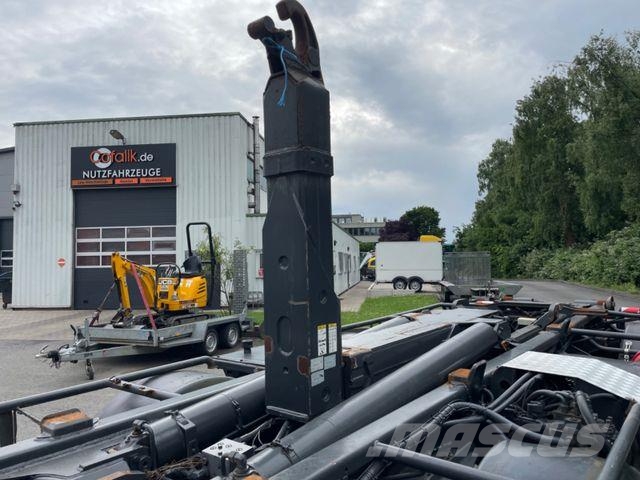 Iveco AD 390T41 8X4 Palfinger PK22002EH Lenk, Lift Koukkulava kuorma-autot