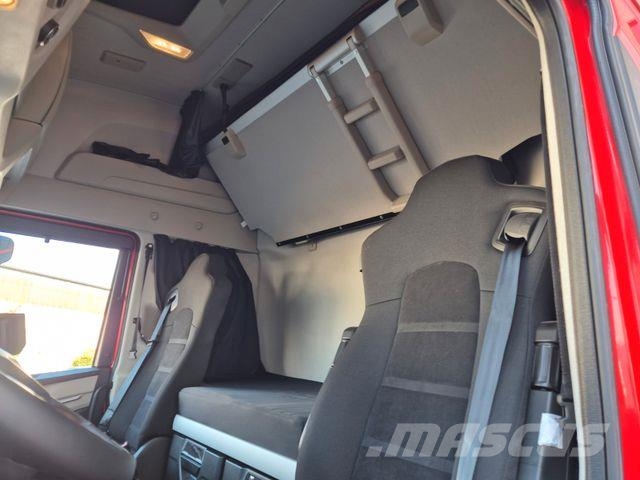 Iveco AS260S50Y/FS Schwenkwand LBW 2xAHK CAM Intarder Vozy pro přepravu nápojů