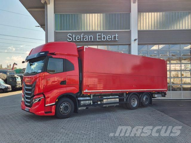 Iveco AS260S50Y/FS Schwenkwand LBW 2xAHK CAM Intarder Vozy pro přepravu nápojů