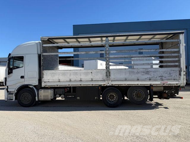 Iveco AS260SY/FP-CM Tents