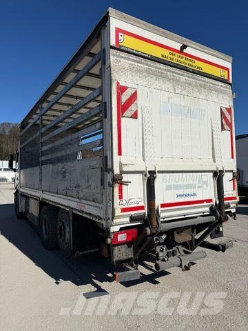 Iveco AS260SY/FP-CM Tents