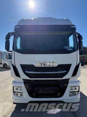 Iveco AS260SY/FP-CM Tents
