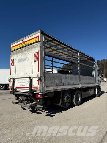 Iveco AS260SY/FP-CM Tents