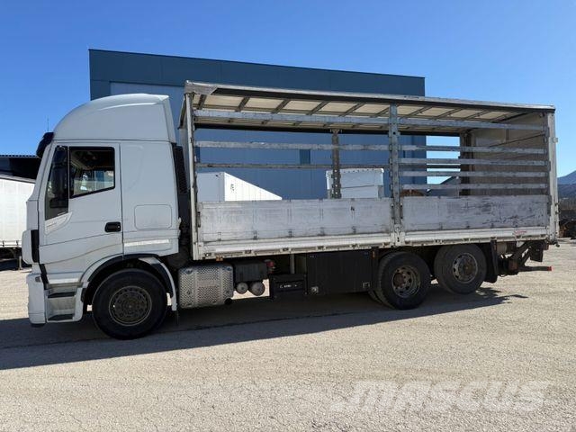 Iveco AS260SY/FP-CM Tents