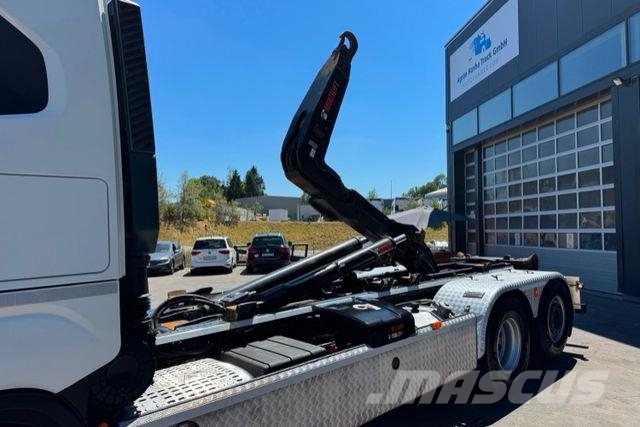 Iveco AS280X48 6x2 Hiab 21T Hook lift trucks