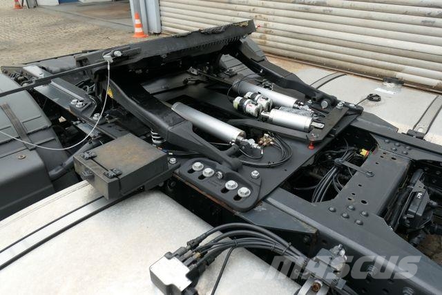 Iveco AS440S46, verstellbare Sattelkupplung, Retarder Cabezas tractoras