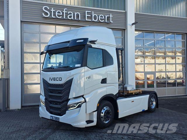 Iveco AS440S50T/FP, Intarder, ADR AT,EXII,EXIII,FL Vlačilci